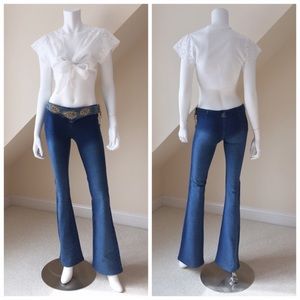 💜 Brazilian Low Rise Bell Bottom Faded Jeans